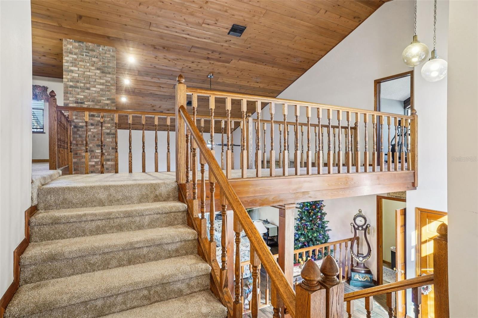 Image 43 of 78 For 29207 Old Mill W