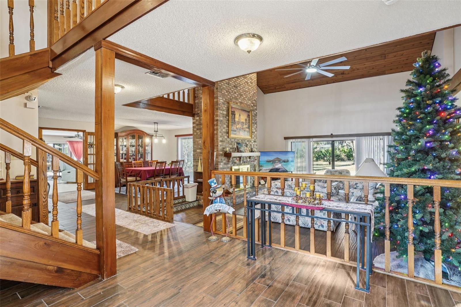 Image 9 of 78 For 29207 Old Mill W