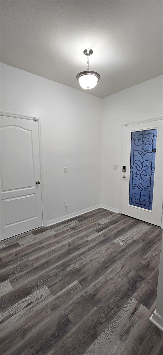 Image 9 of 29 For 2754 Creekmore Court