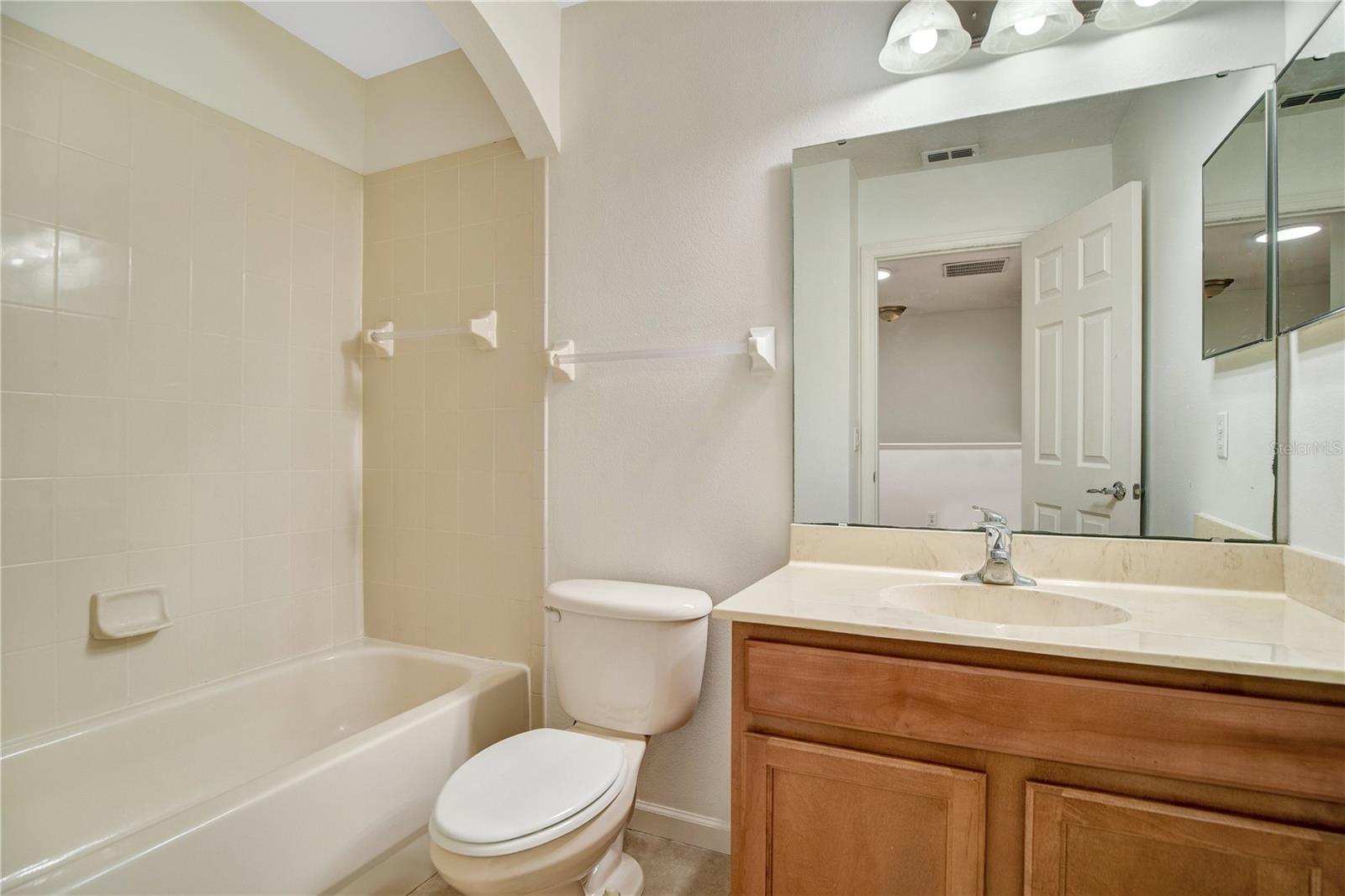 Image 16 of 27 For 10494 Park Commons Drive