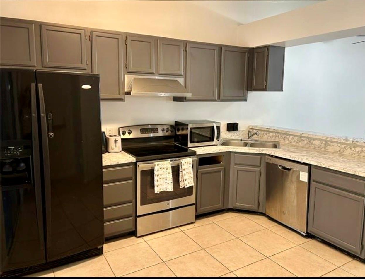 Image 3 of 7 For 5453 Lake Margaret Drive 97