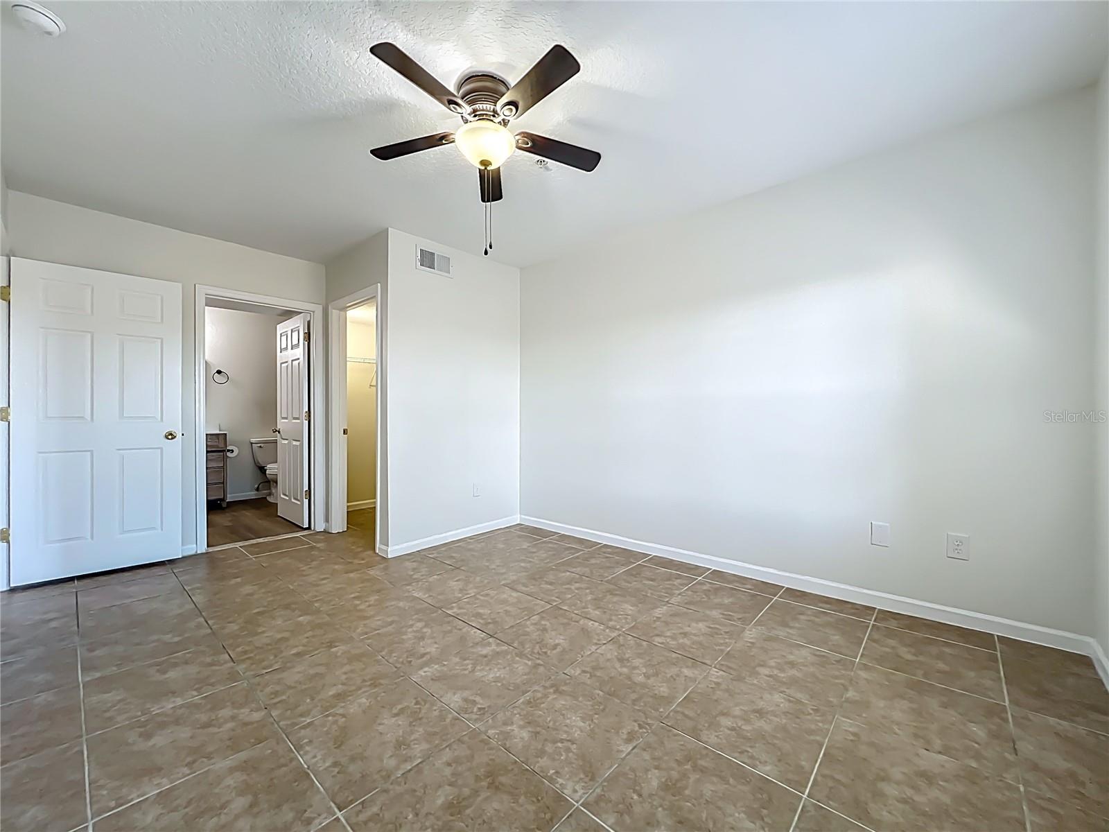 Image 27 of 48 For 12603 Crest Springs Lane 1436