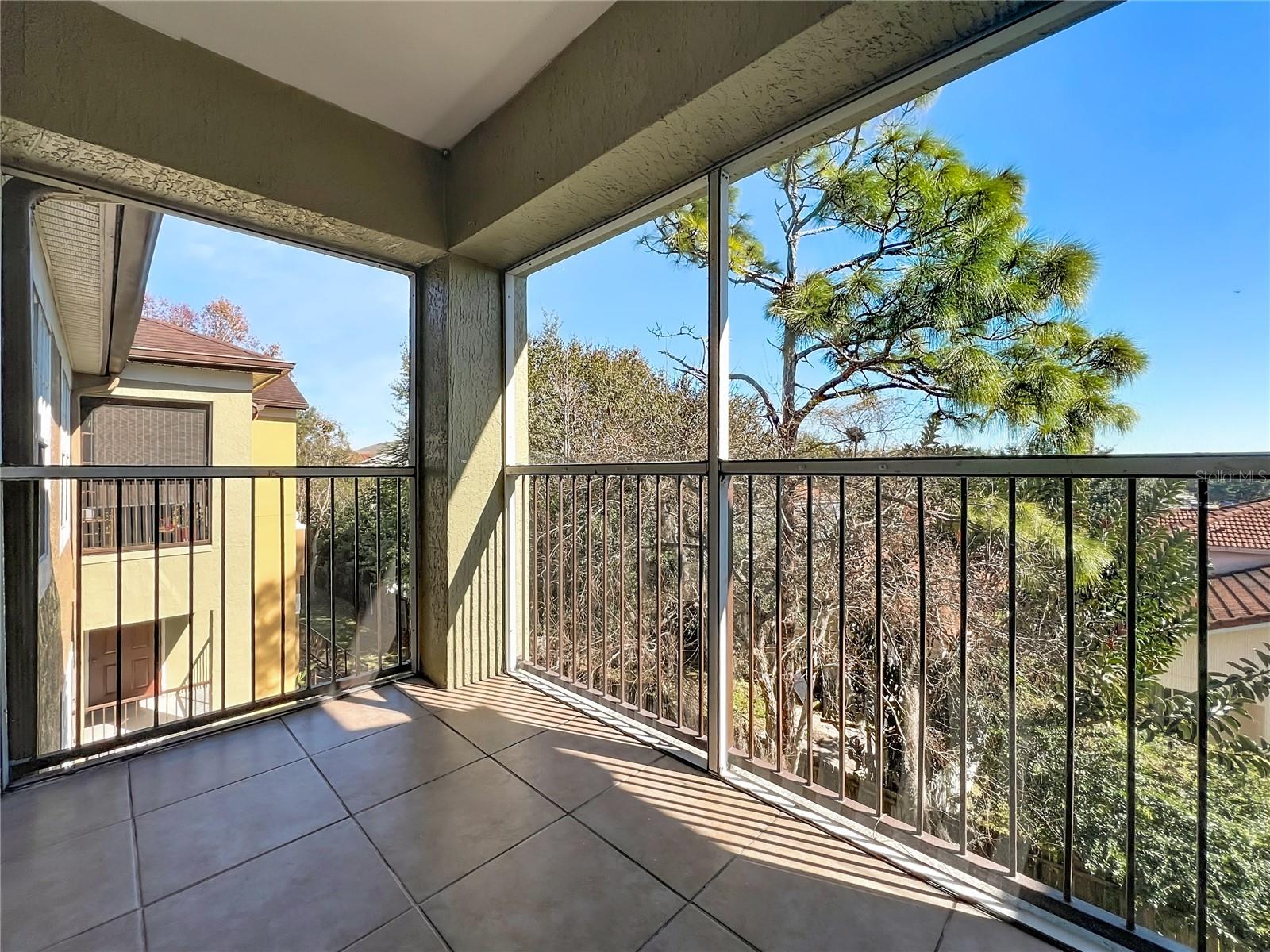 Image 4 of 48 For 12603 Crest Springs Lane 1436