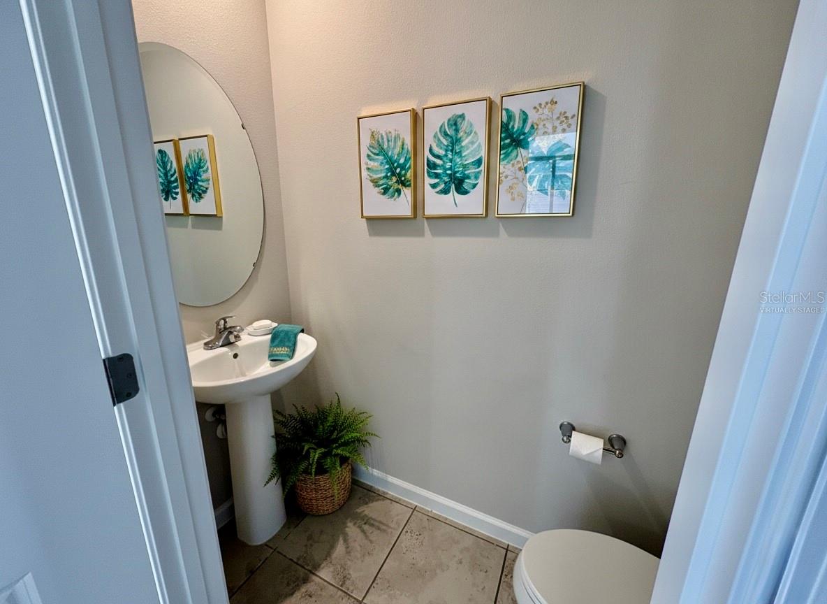 Image 11 of 36 For 1221 Lexington Lane