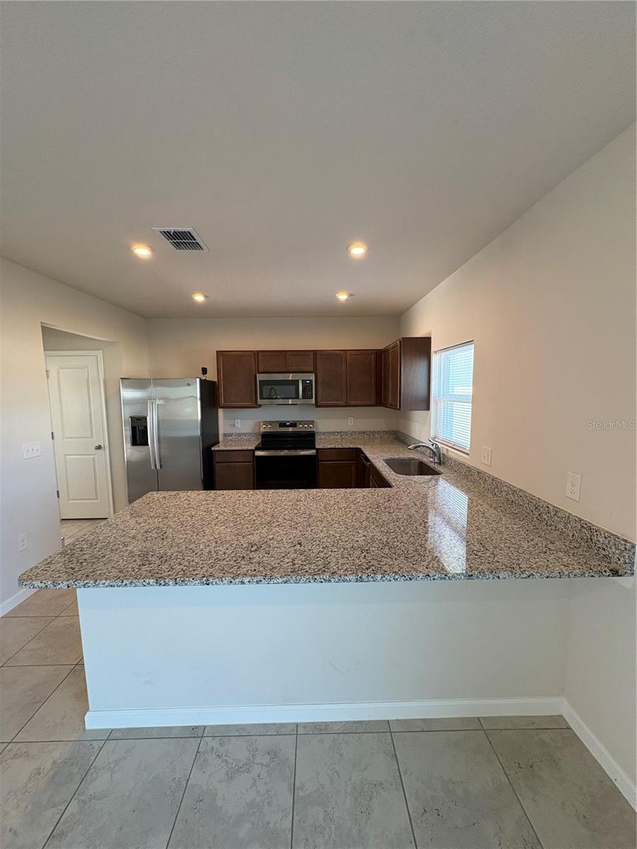 Image 8 of 36 For 1221 Lexington Lane