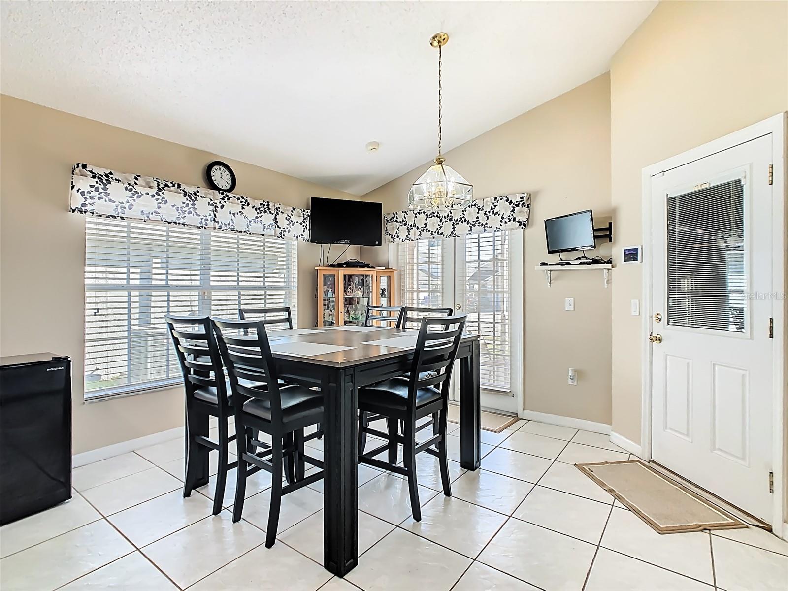 Image 14 of 36 For 2108 Jessa Drive