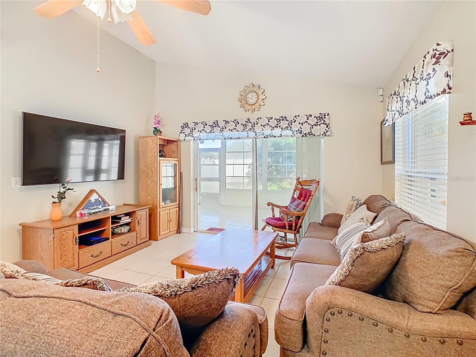 Image 5 of 36 For 2108 Jessa Drive