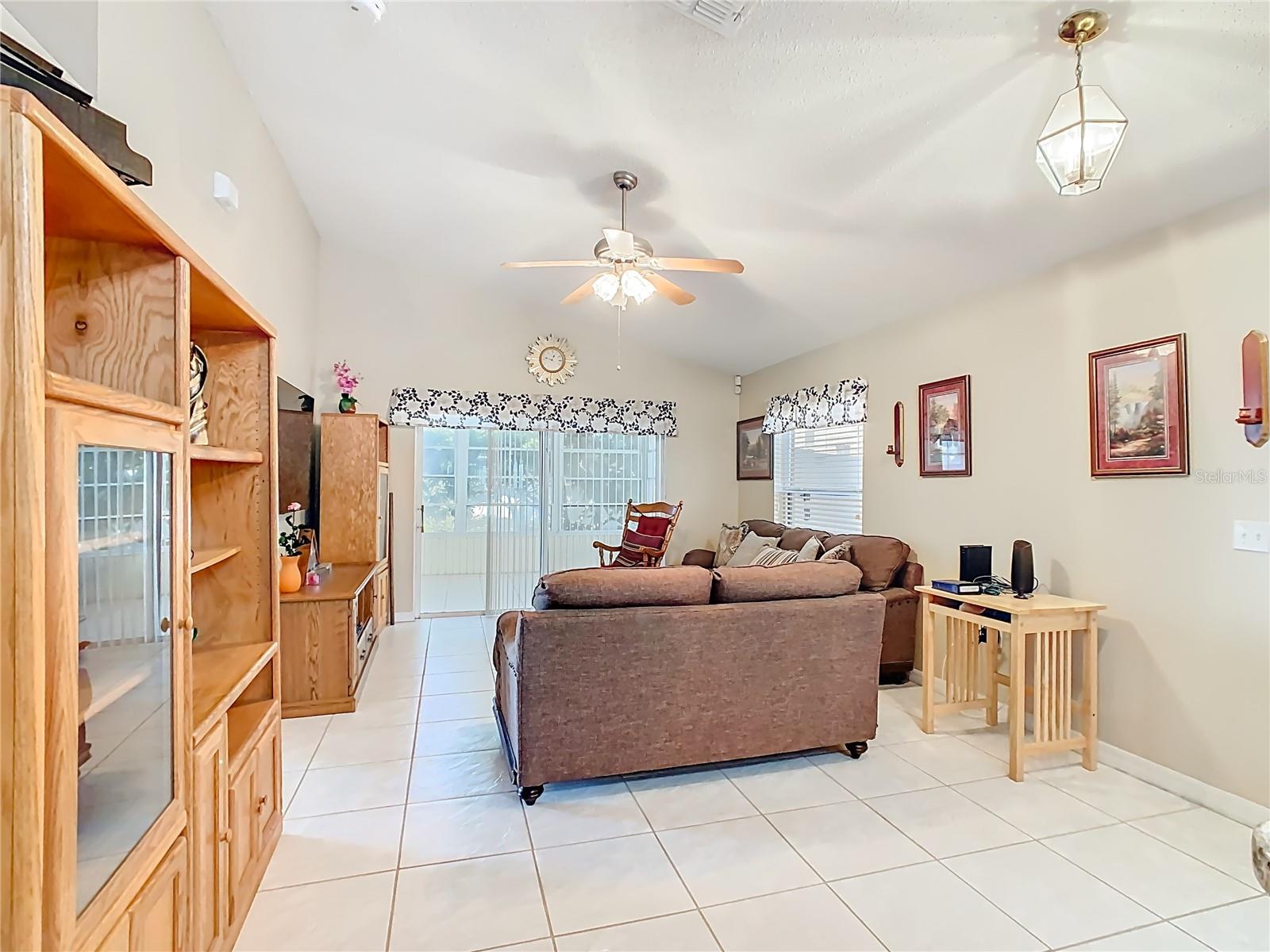 Image 6 of 36 For 2108 Jessa Drive