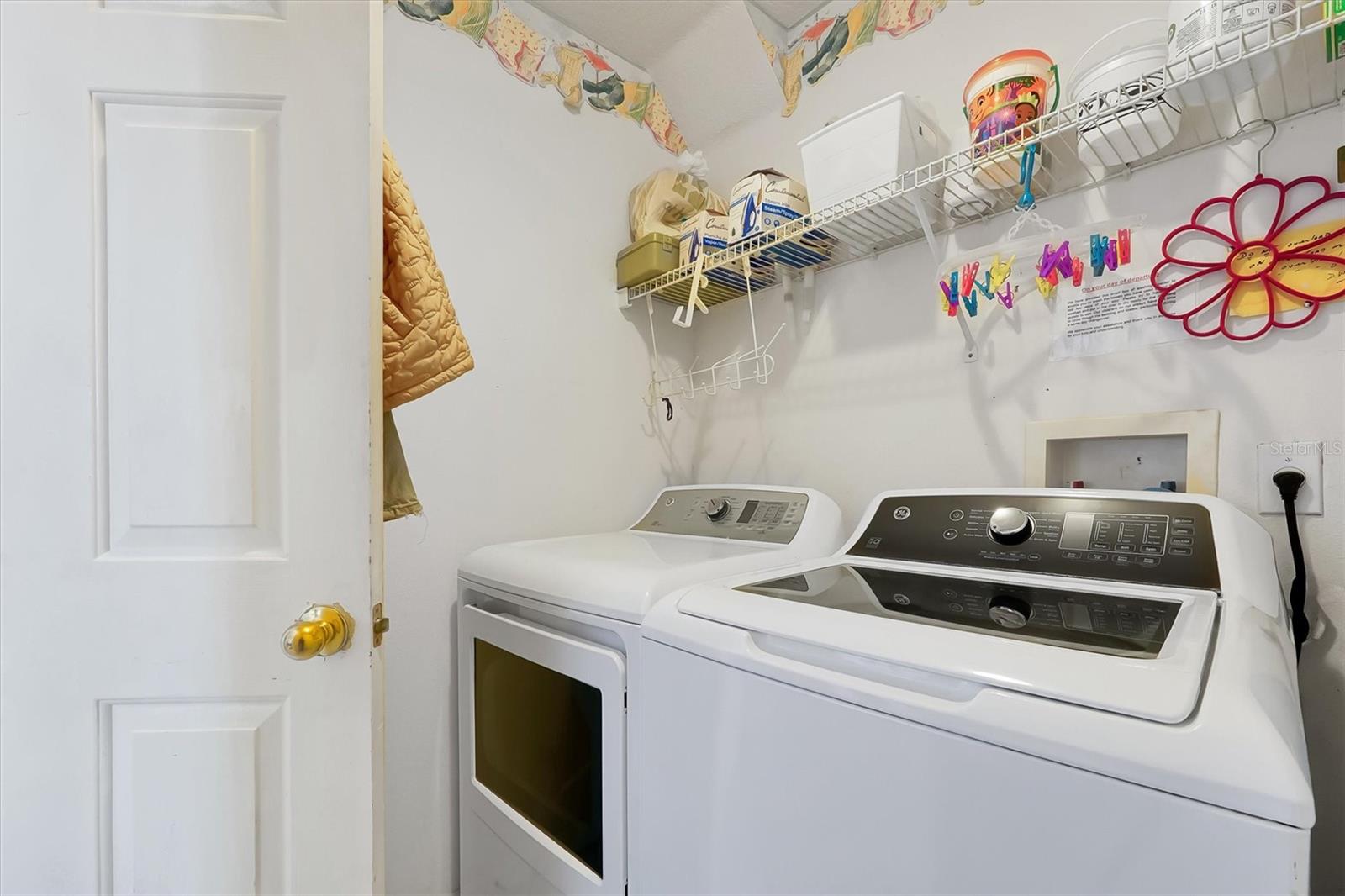 Image 13 of 53 For 2902 Evans Way