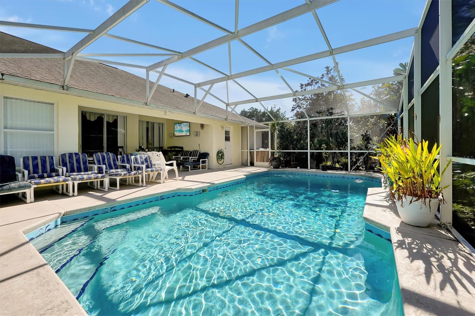 Image 16 of 53 For 2902 Evans Way