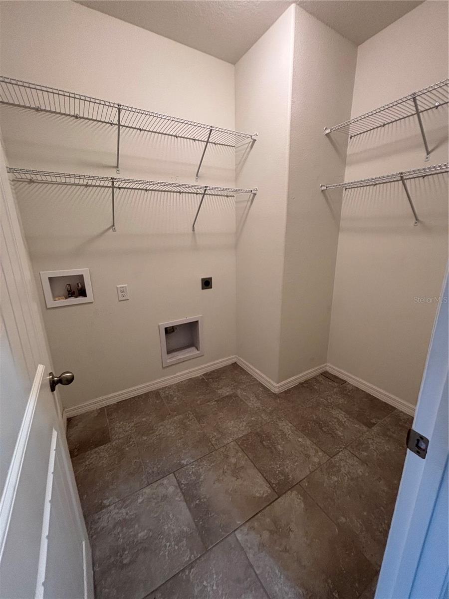 Image 14 of 24 For 4040 Casterly Rock Court