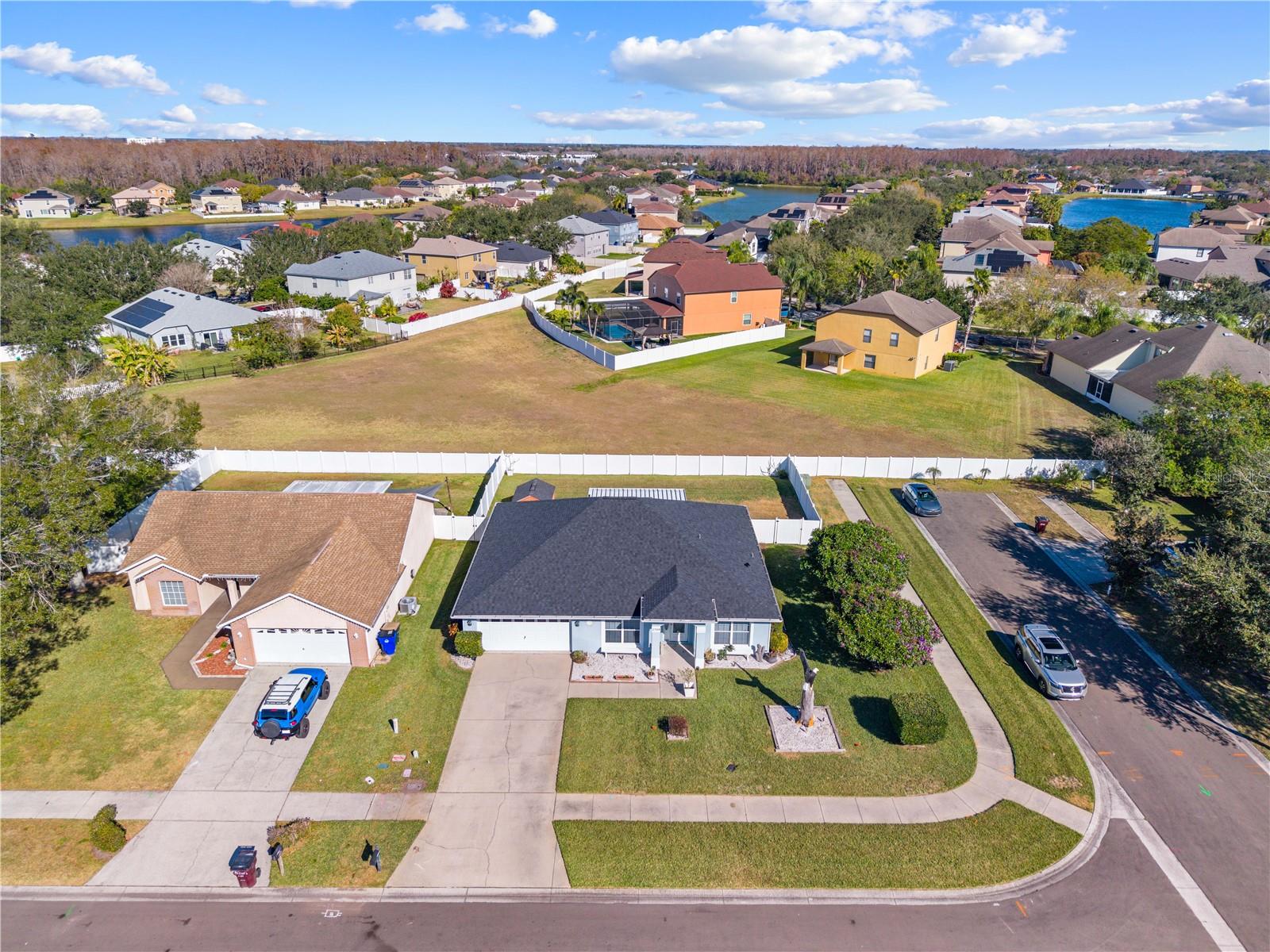 Image 53 of 56 For 2708 Kayak Court