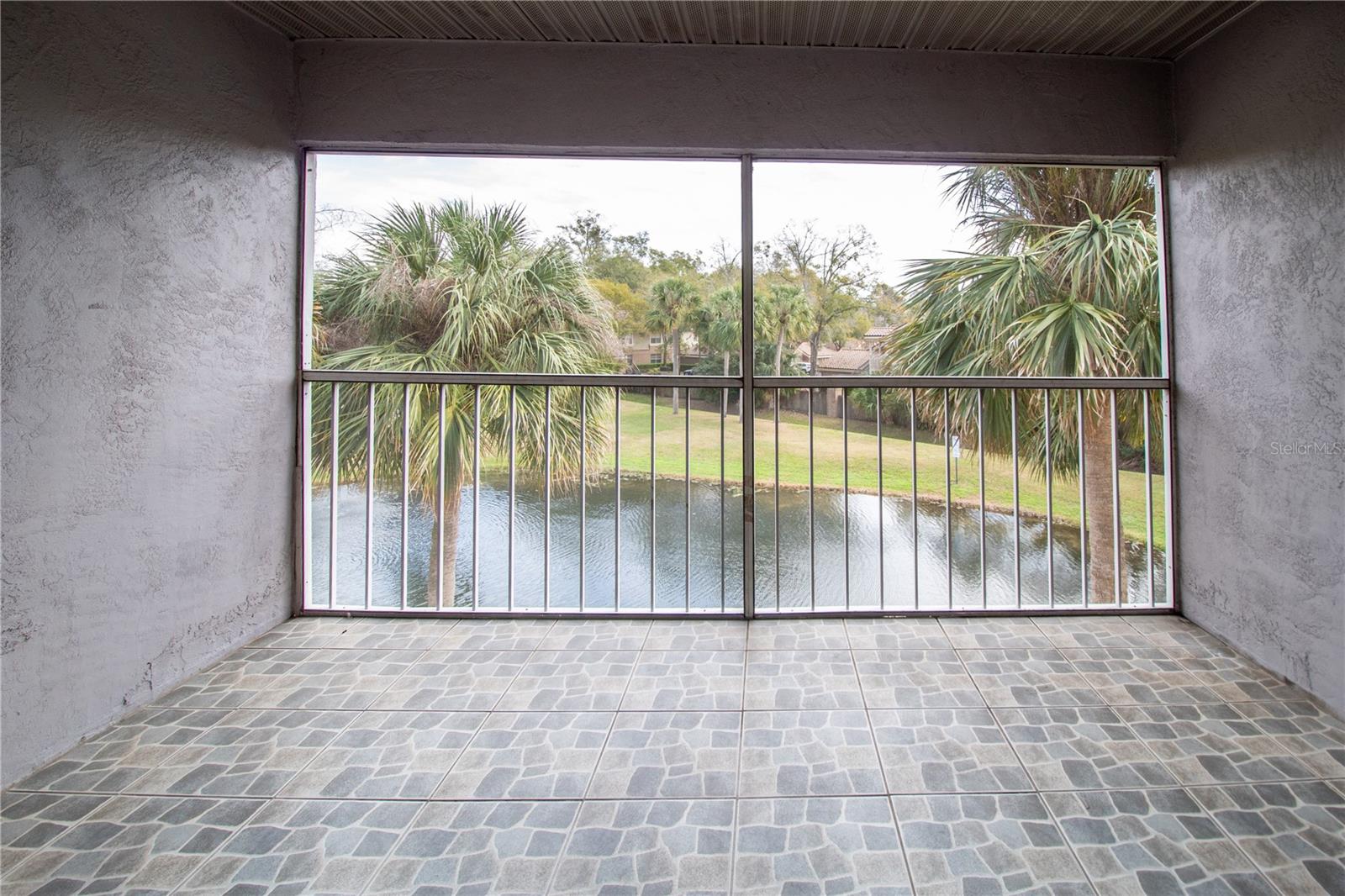 Image 13 of 32 For 2304 Clubside Drive 2304