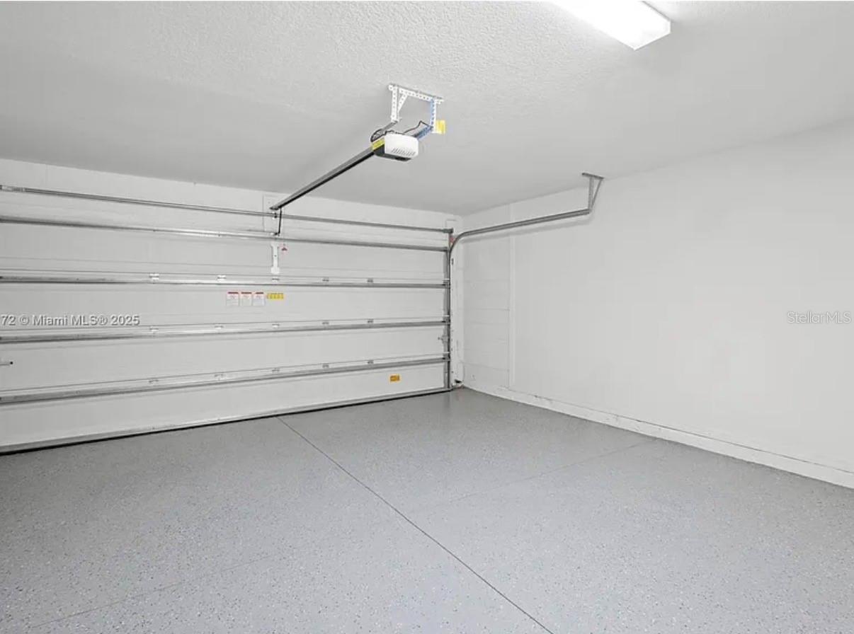 Image 16 of 21 For 9100 Oscraft Drive