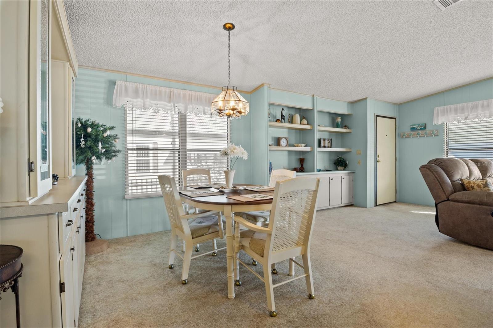 Image 14 of 42 For 6619 Westchester Drive Ne