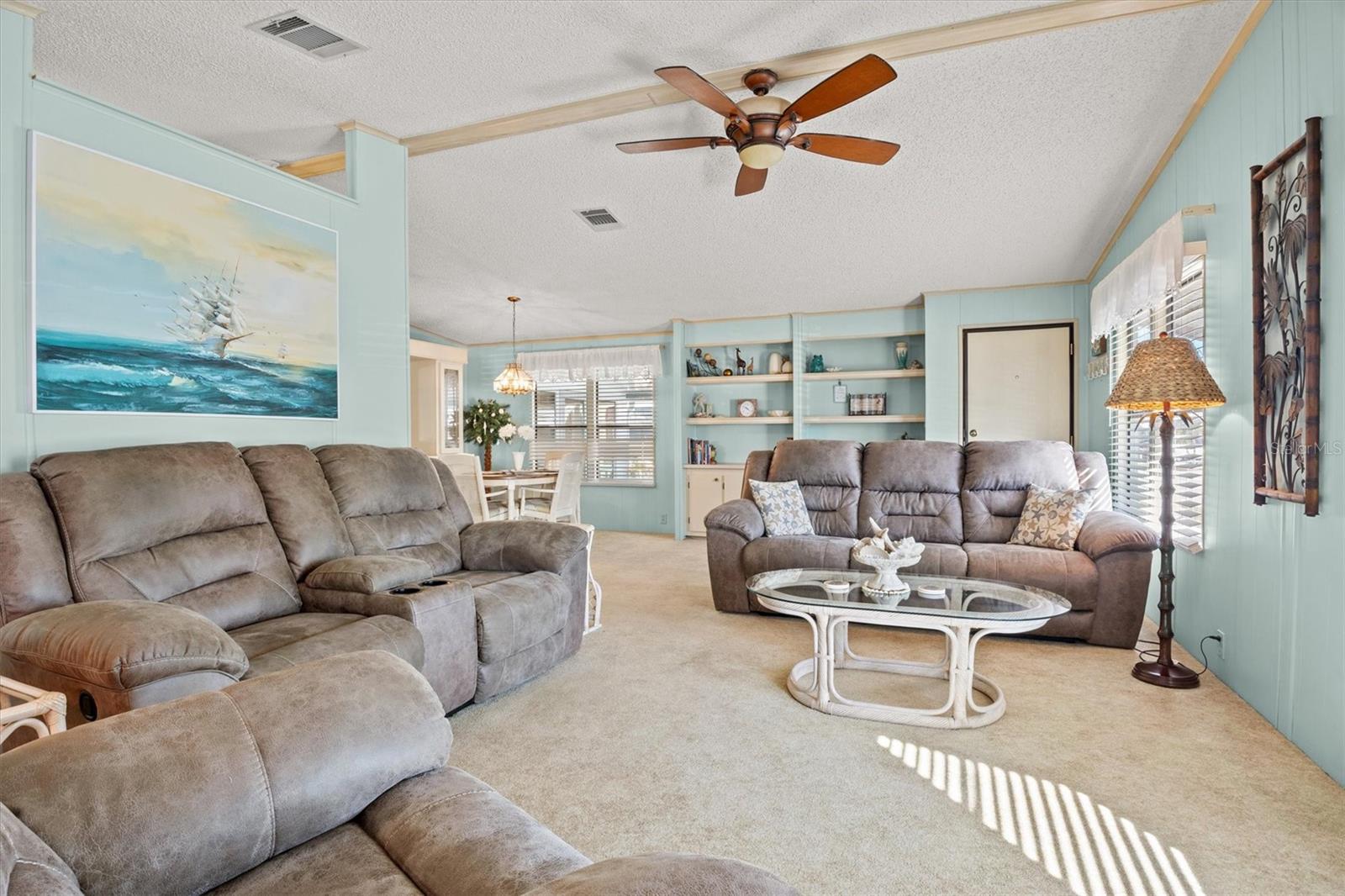 Image 6 of 42 For 6619 Westchester Drive Ne