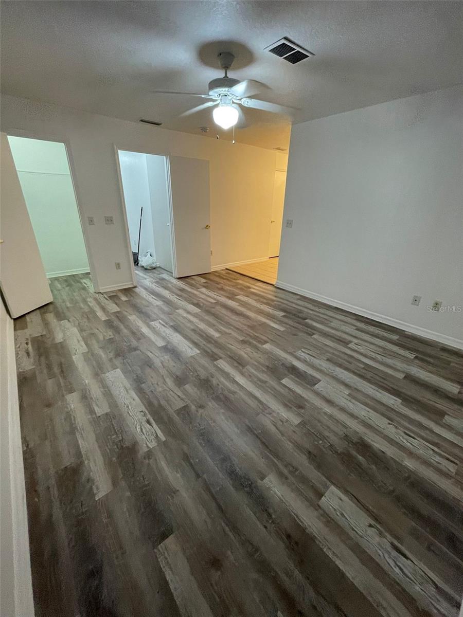 Image 15 of 18 For 436 Washington Palm Loop A