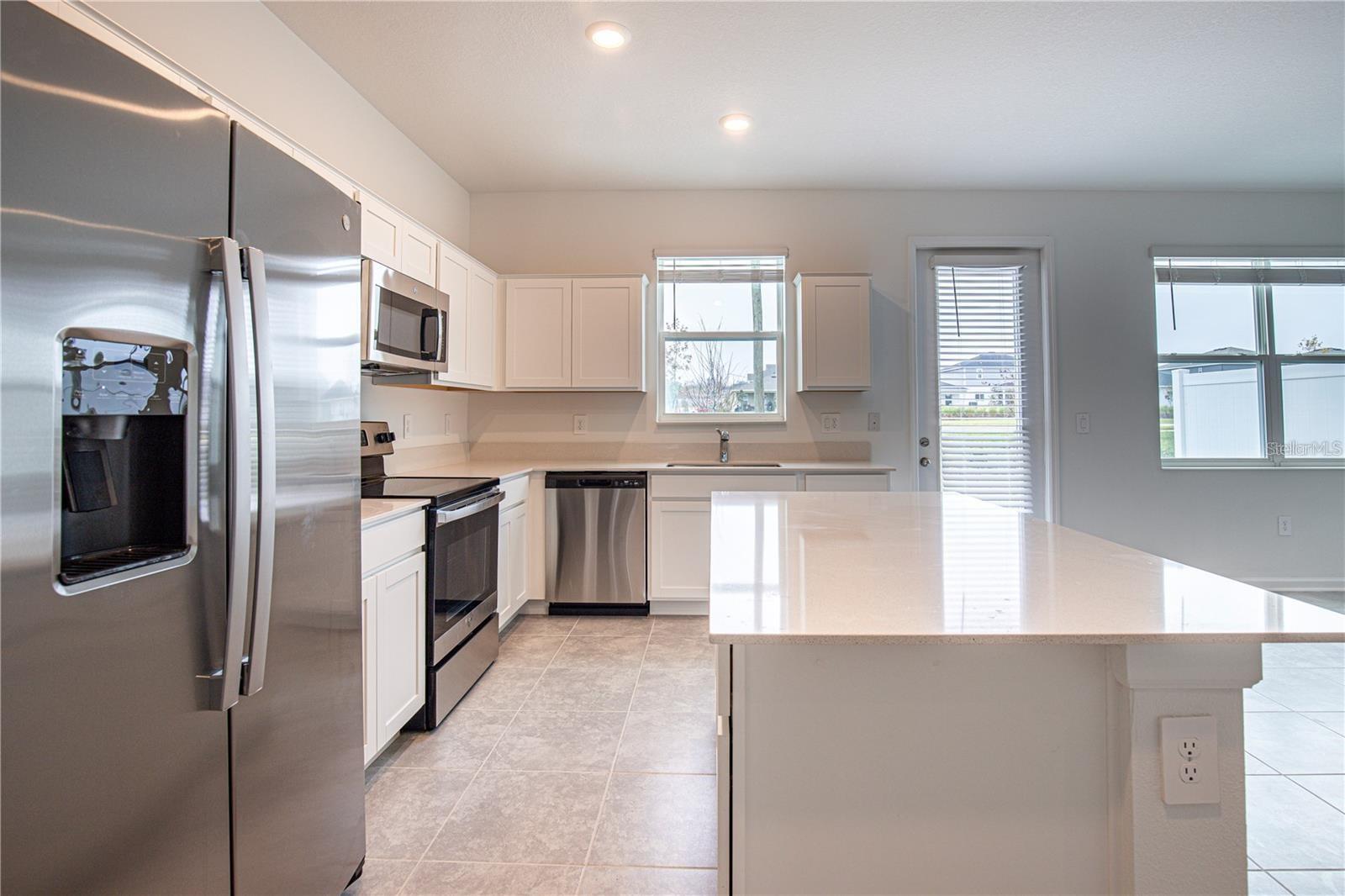 Image 5 of 14 For 462 Bogey Drive