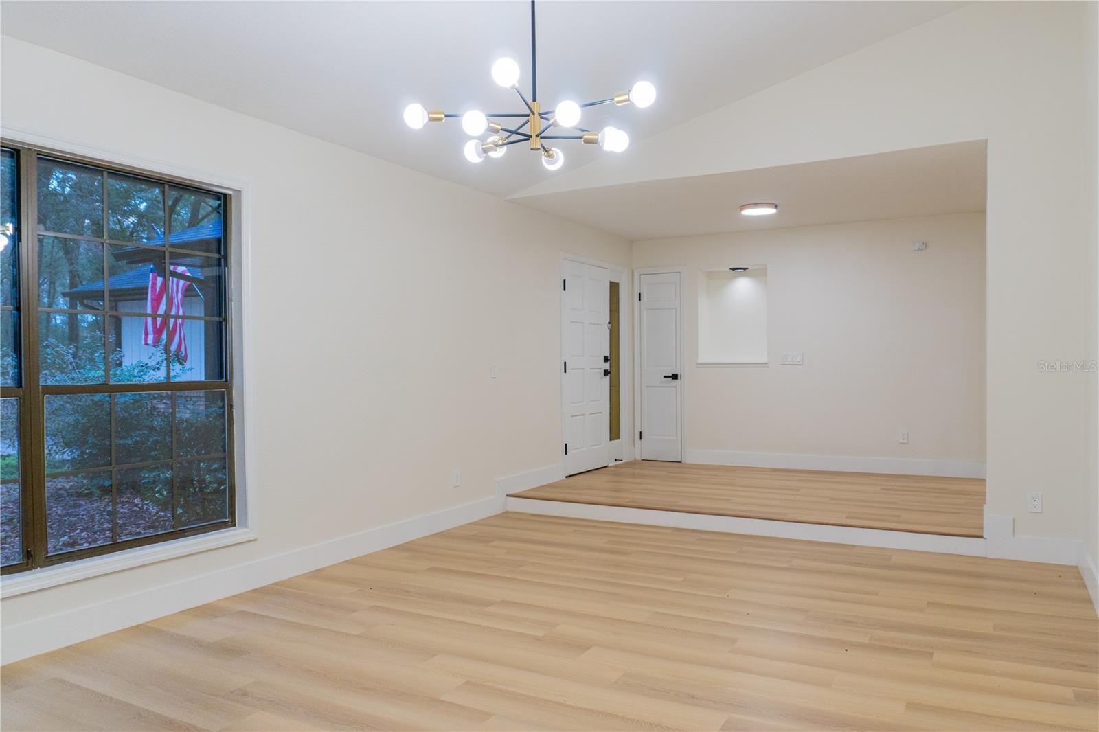 Image 14 of 65 For 5320 2nd Lane