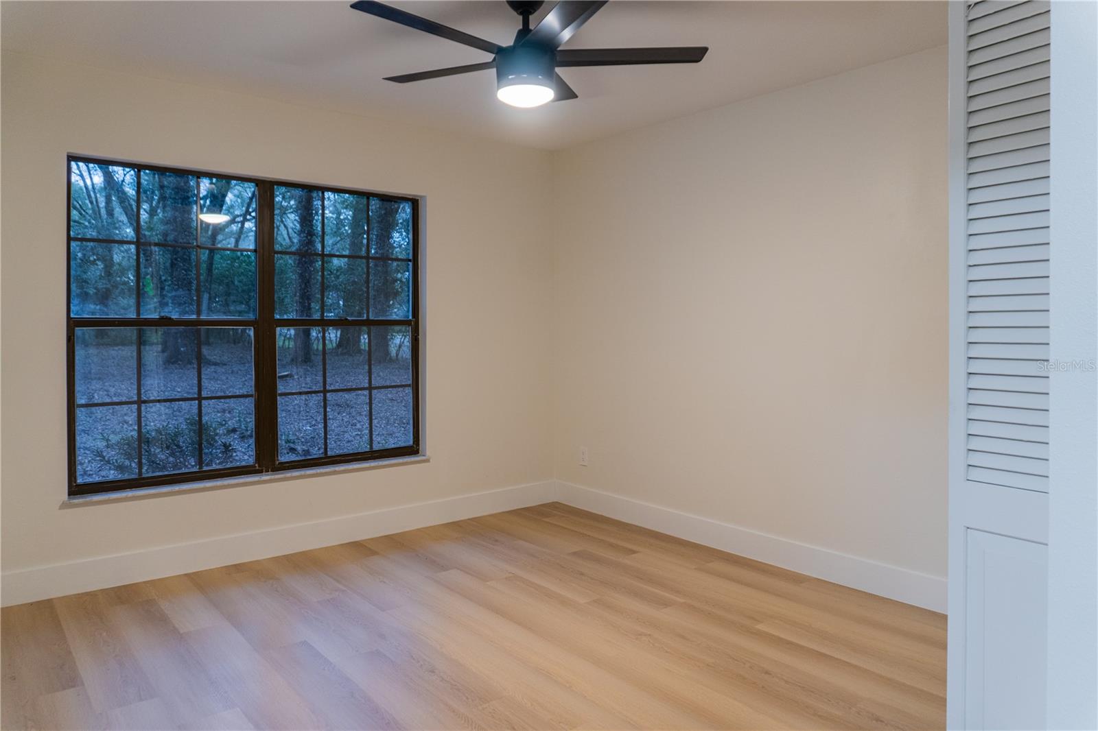 Image 18 of 65 For 5320 2nd Lane