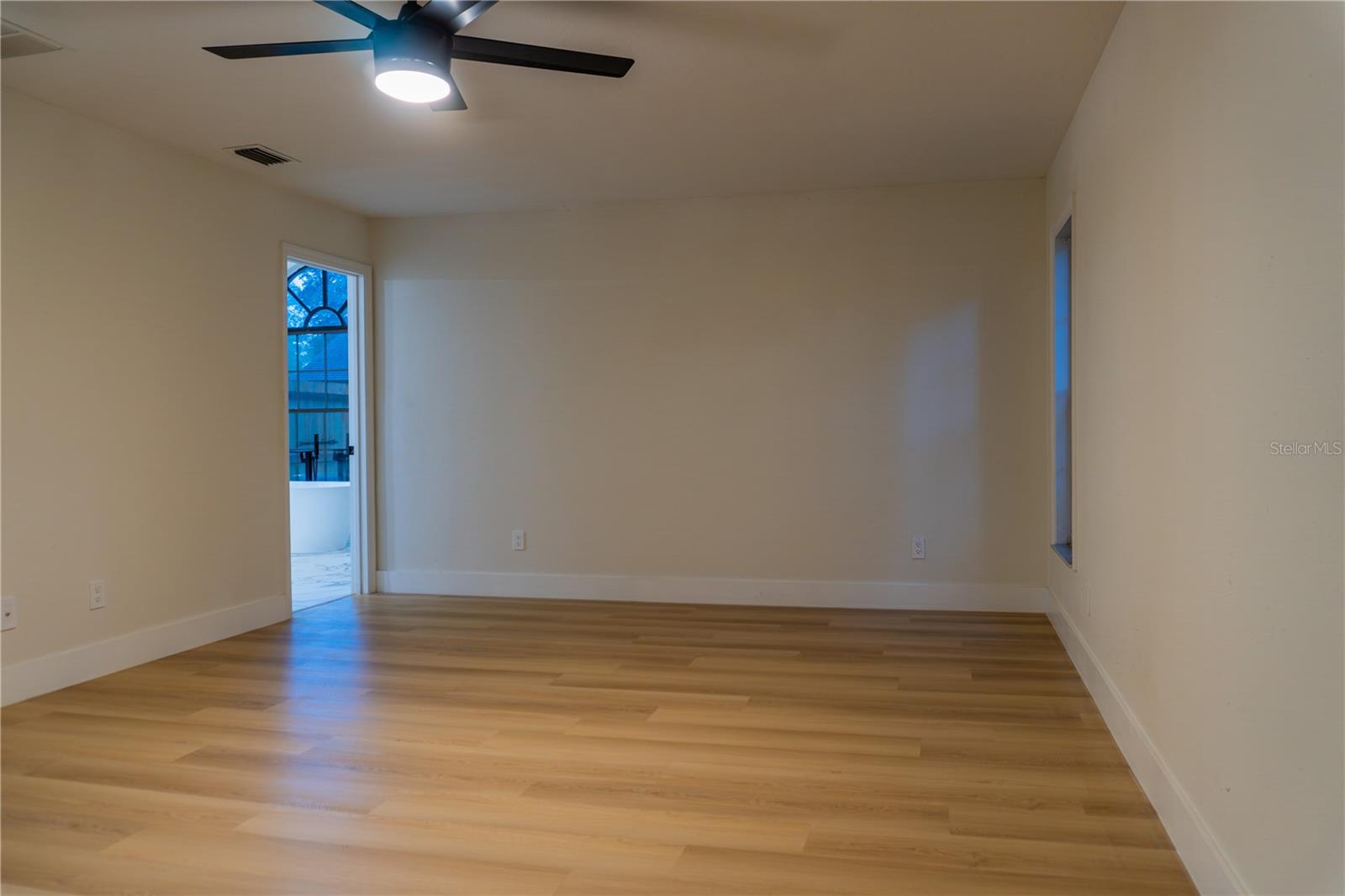 Image 23 of 65 For 5320 2nd Lane