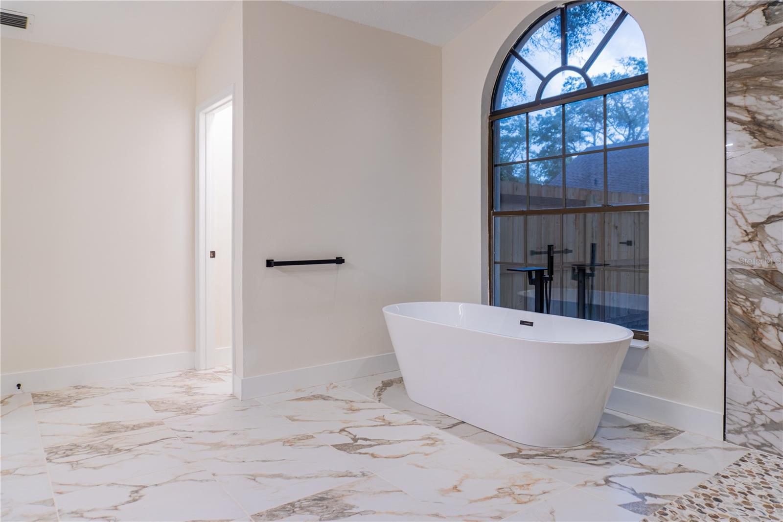 Image 24 of 65 For 5320 2nd Lane