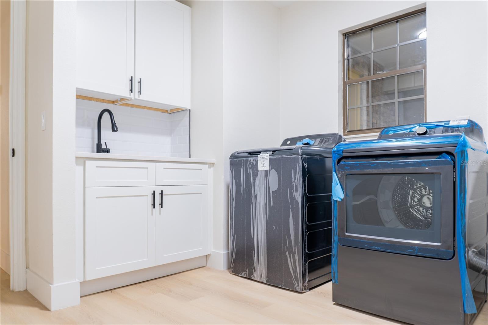 Image 41 of 65 For 5320 2nd Lane