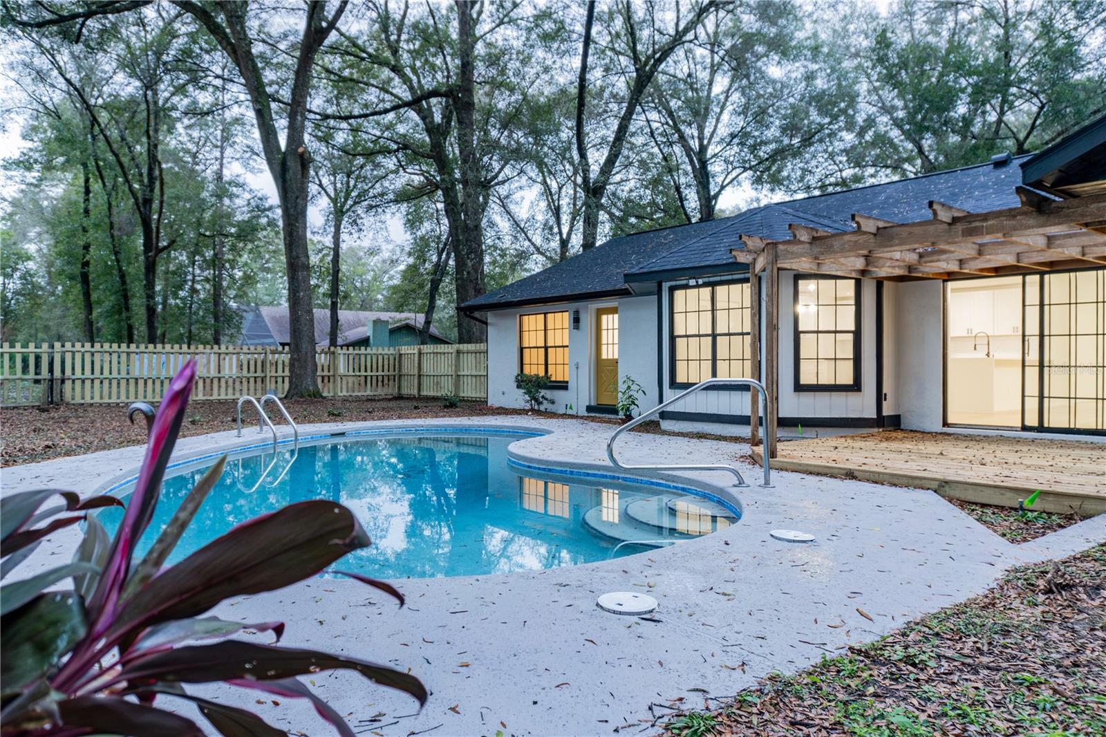 Image 47 of 65 For 5320 2nd Lane