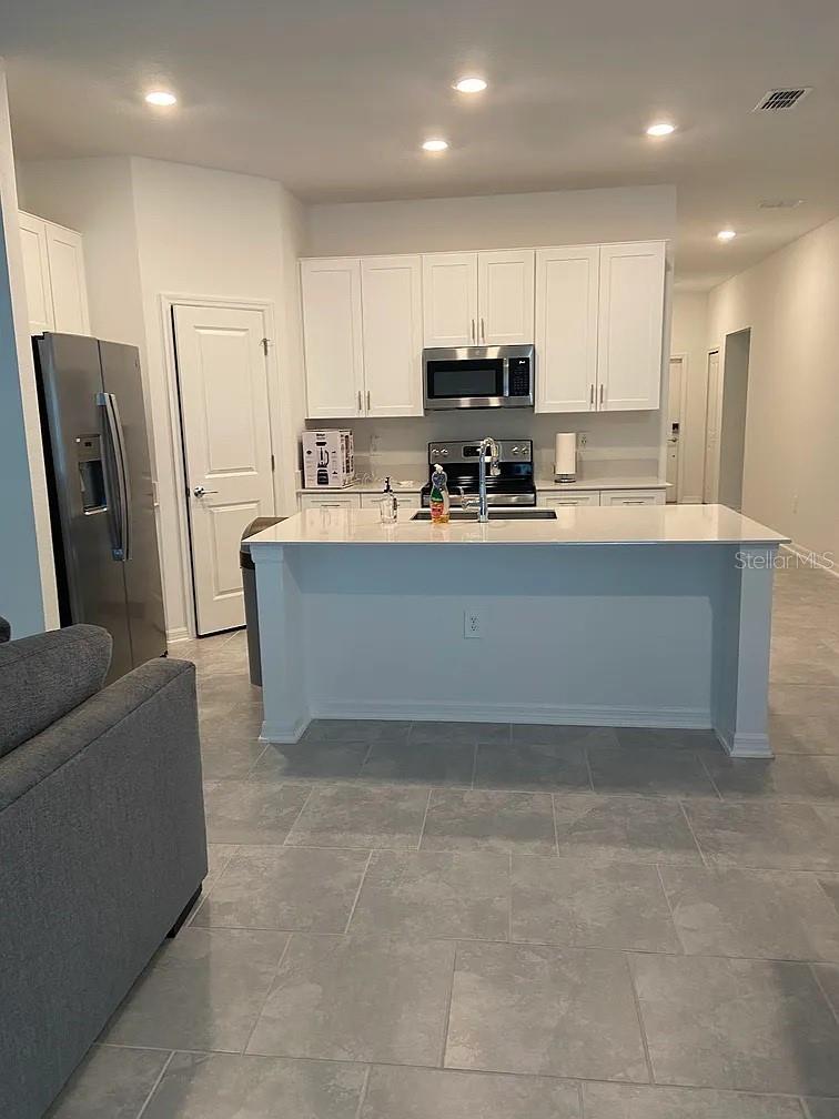 Image 4 of 10 For 942 Cattleman Street