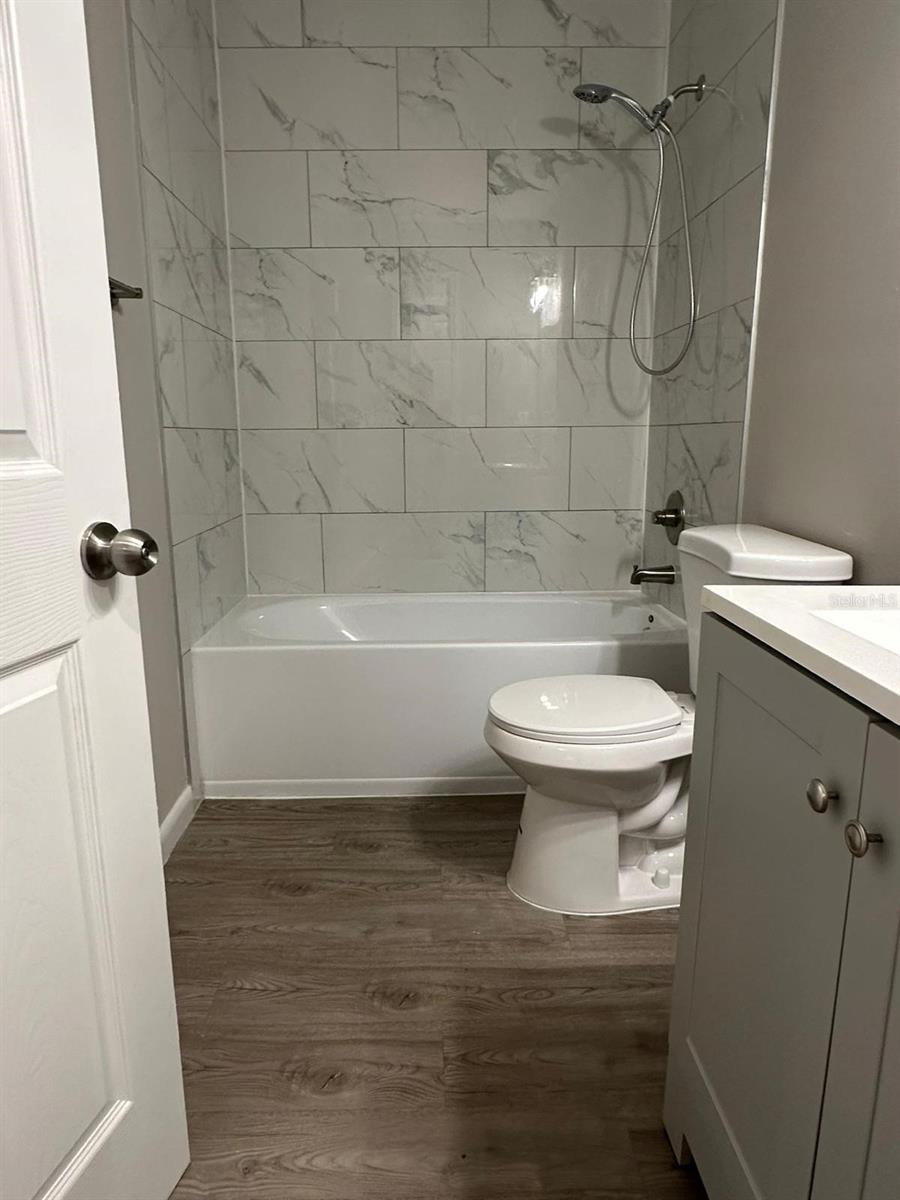 Image 33 of 49 For 147 Almond Road