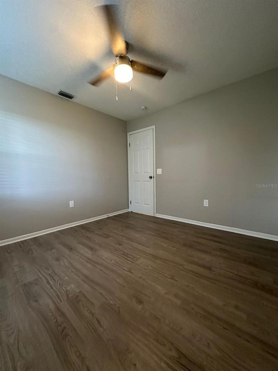 Image 37 of 49 For 147 Almond Road