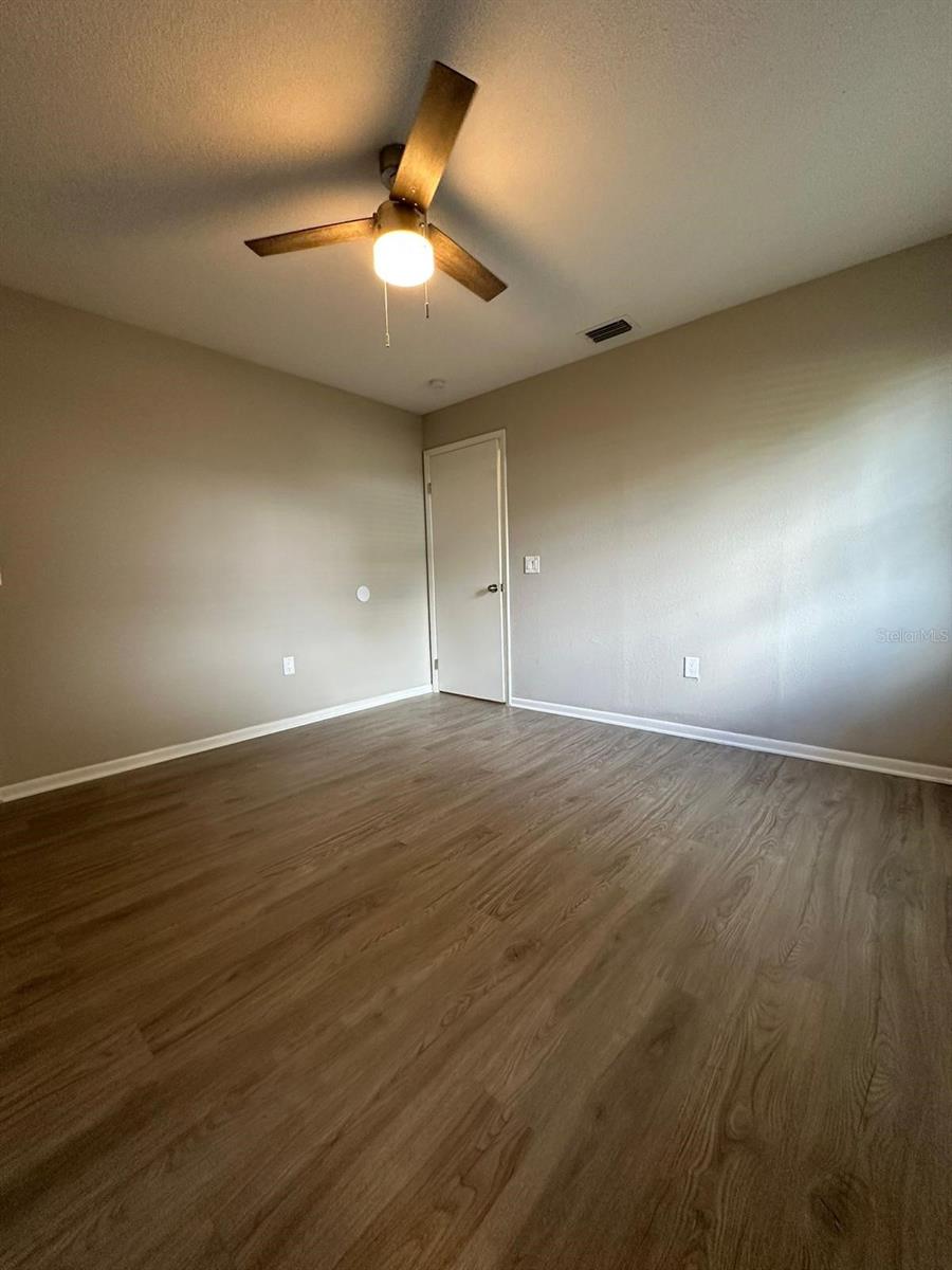 Image 42 of 49 For 147 Almond Road