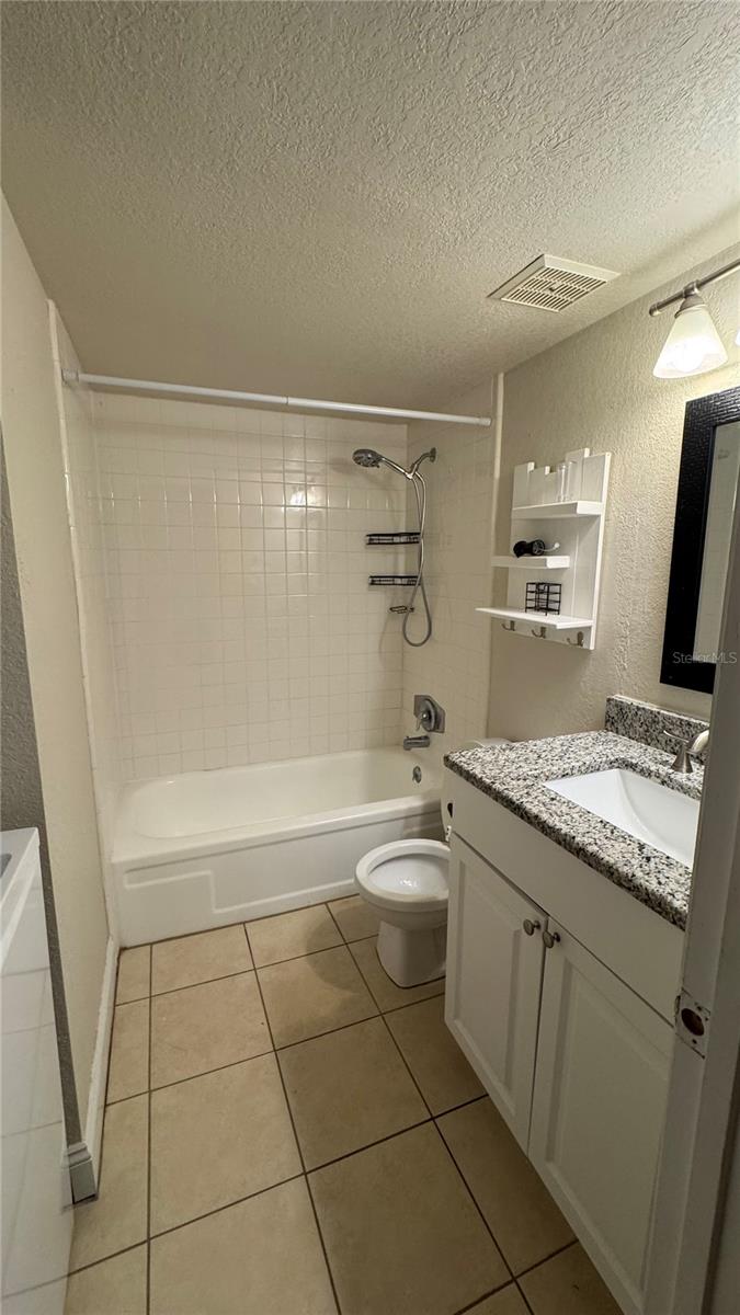 Image 18 of 22 For 205 Lewfield Circle 205