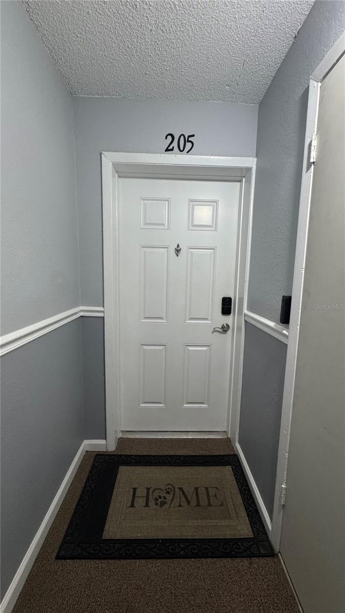 Image 4 of 22 For 205 Lewfield Circle 205