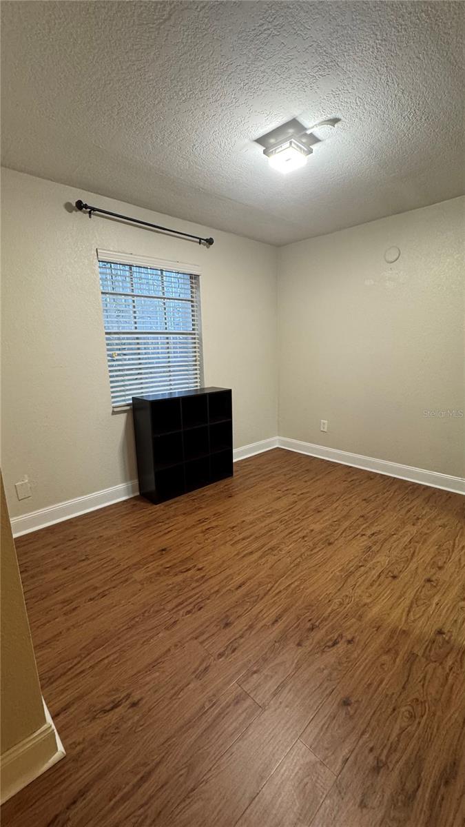 Image 8 of 22 For 205 Lewfield Circle 205