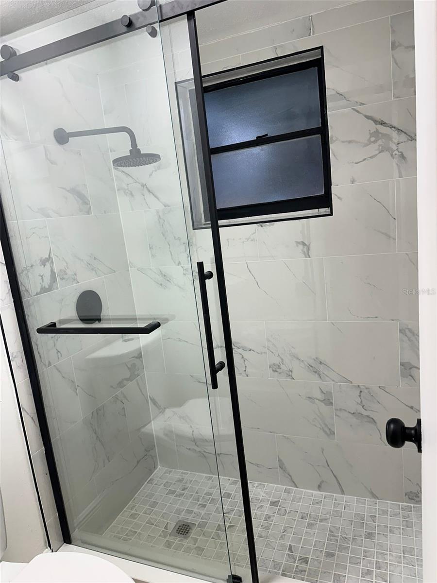 Image 16 of 20 For 1453 Candlewyck Drive