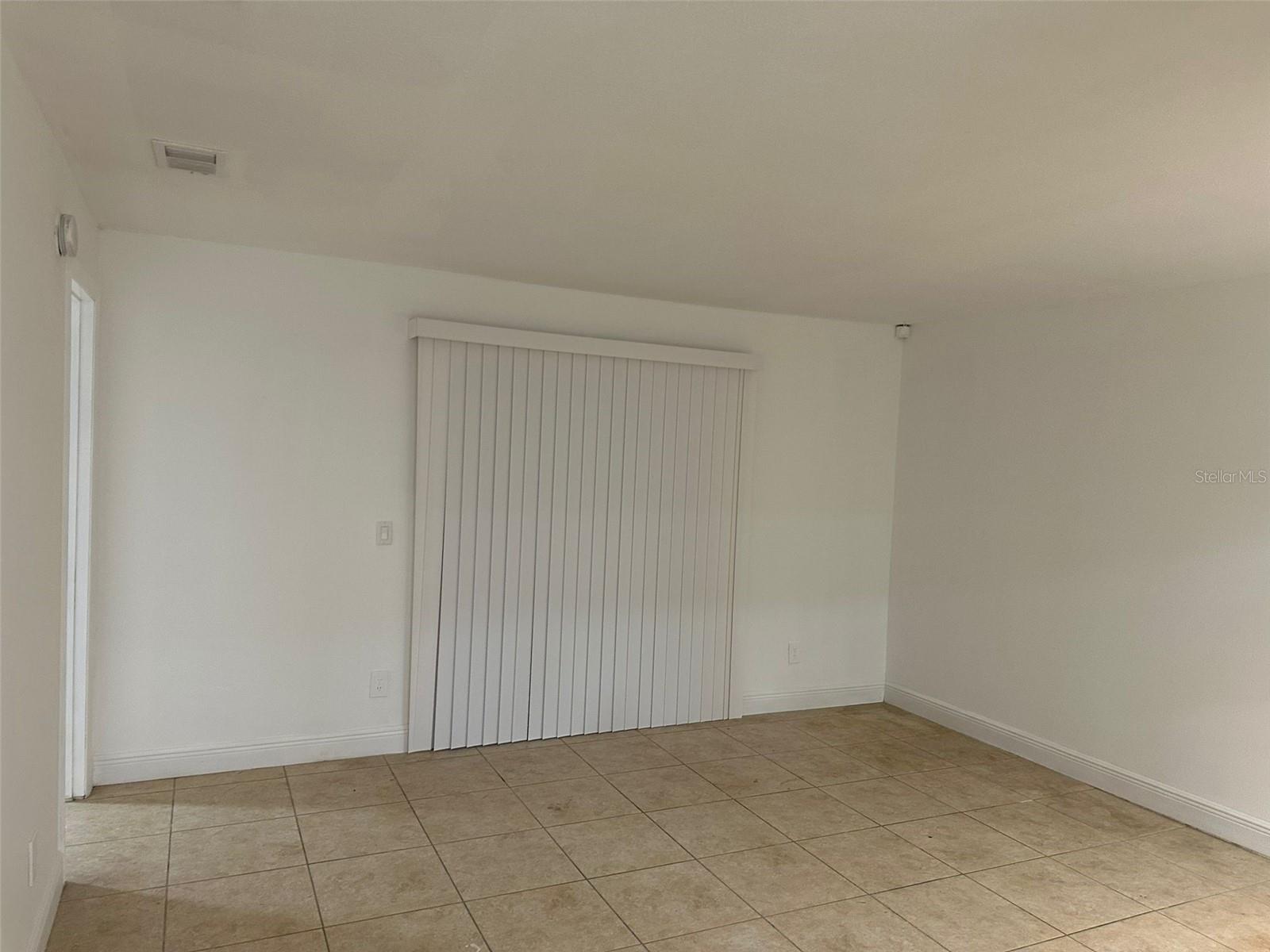 Image 8 of 20 For 1453 Candlewyck Drive