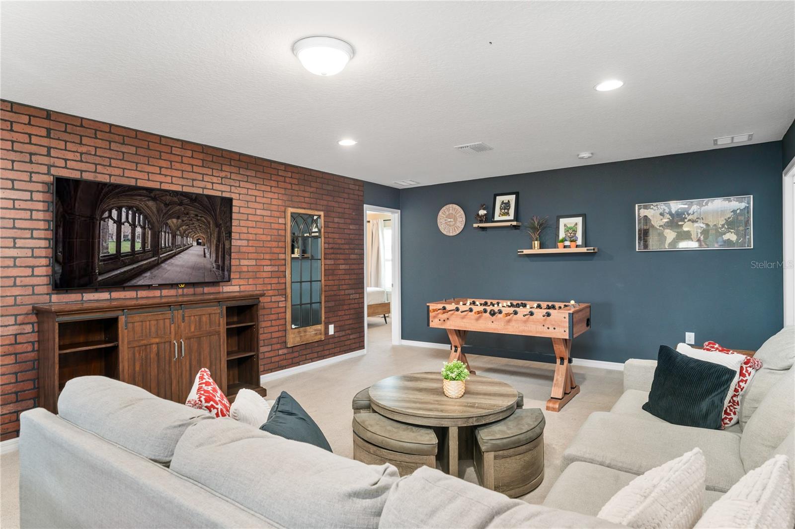 Image 22 of 56 For 1599 Lima Avenue