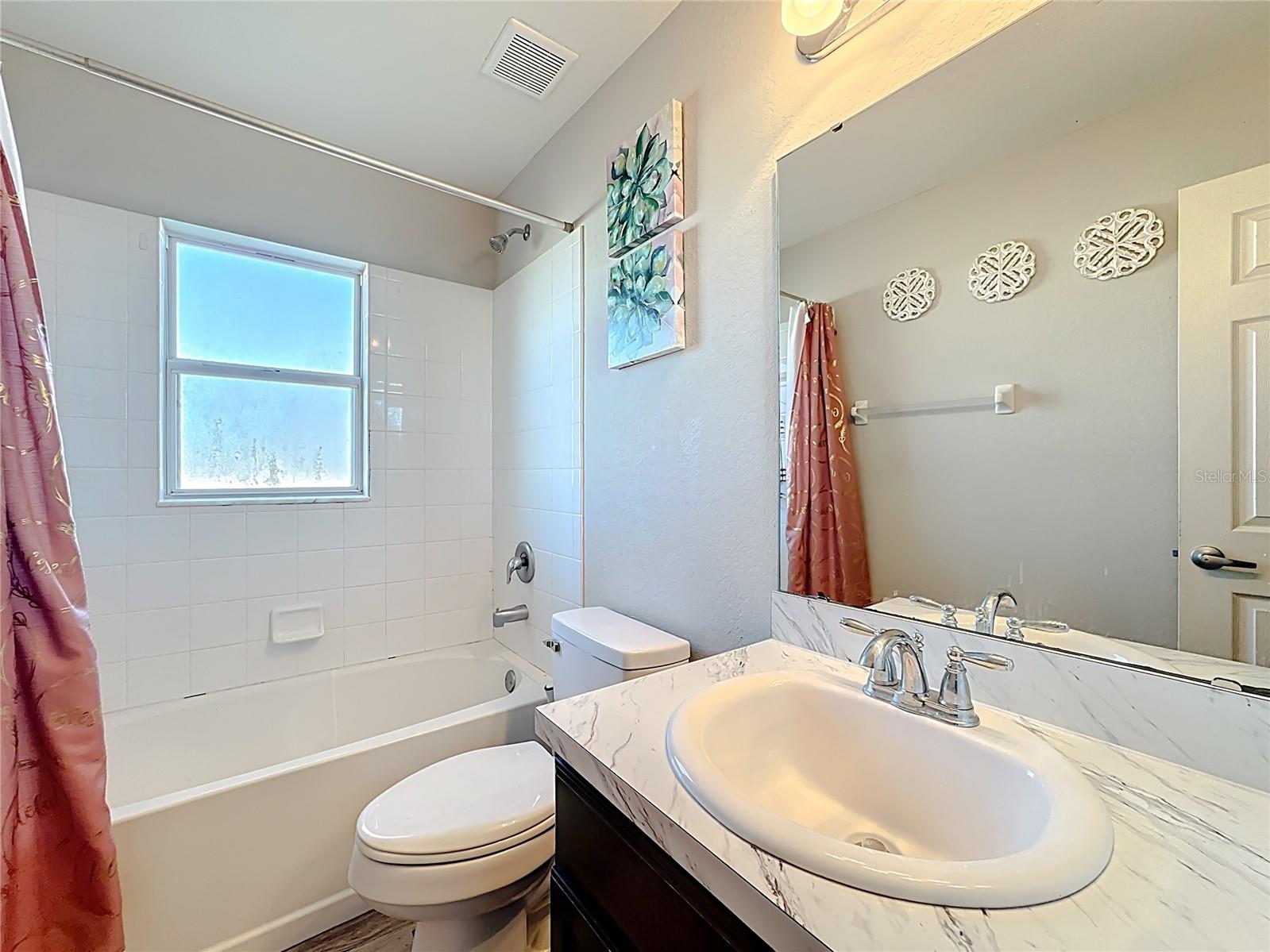 Image 14 of 63 For 389 St Georges Circle