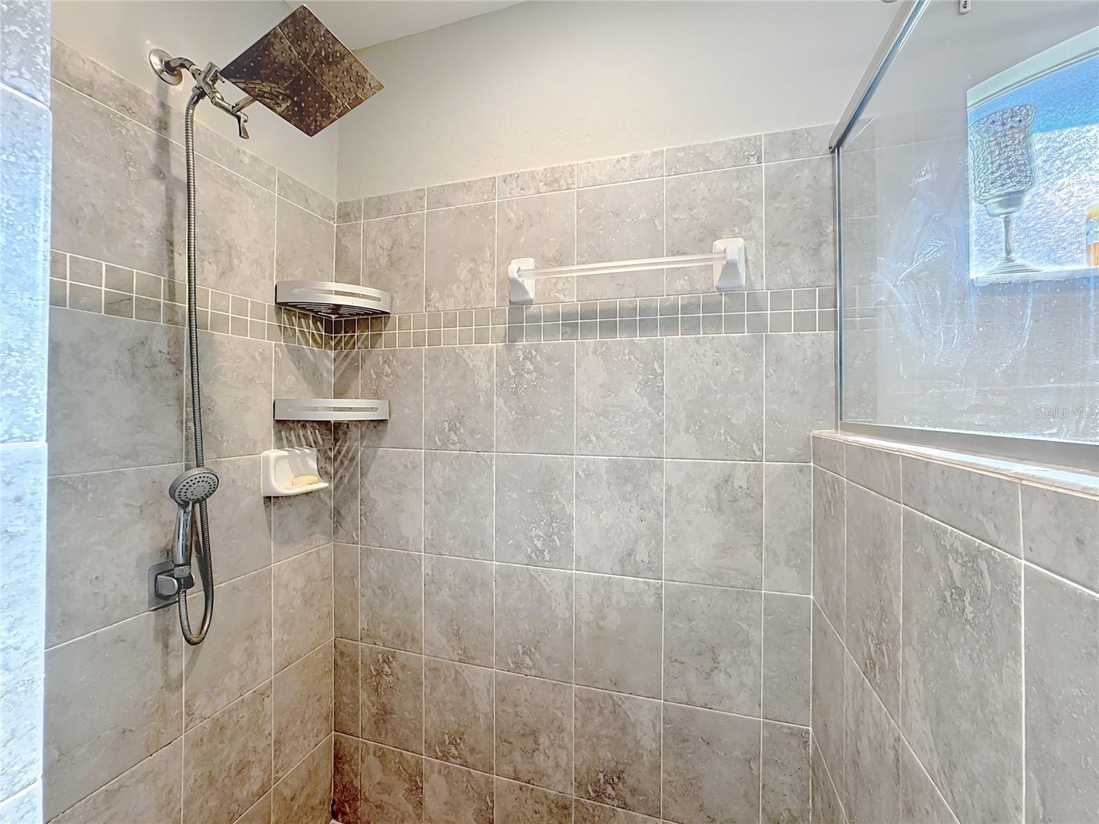 Image 16 of 63 For 389 St Georges Circle