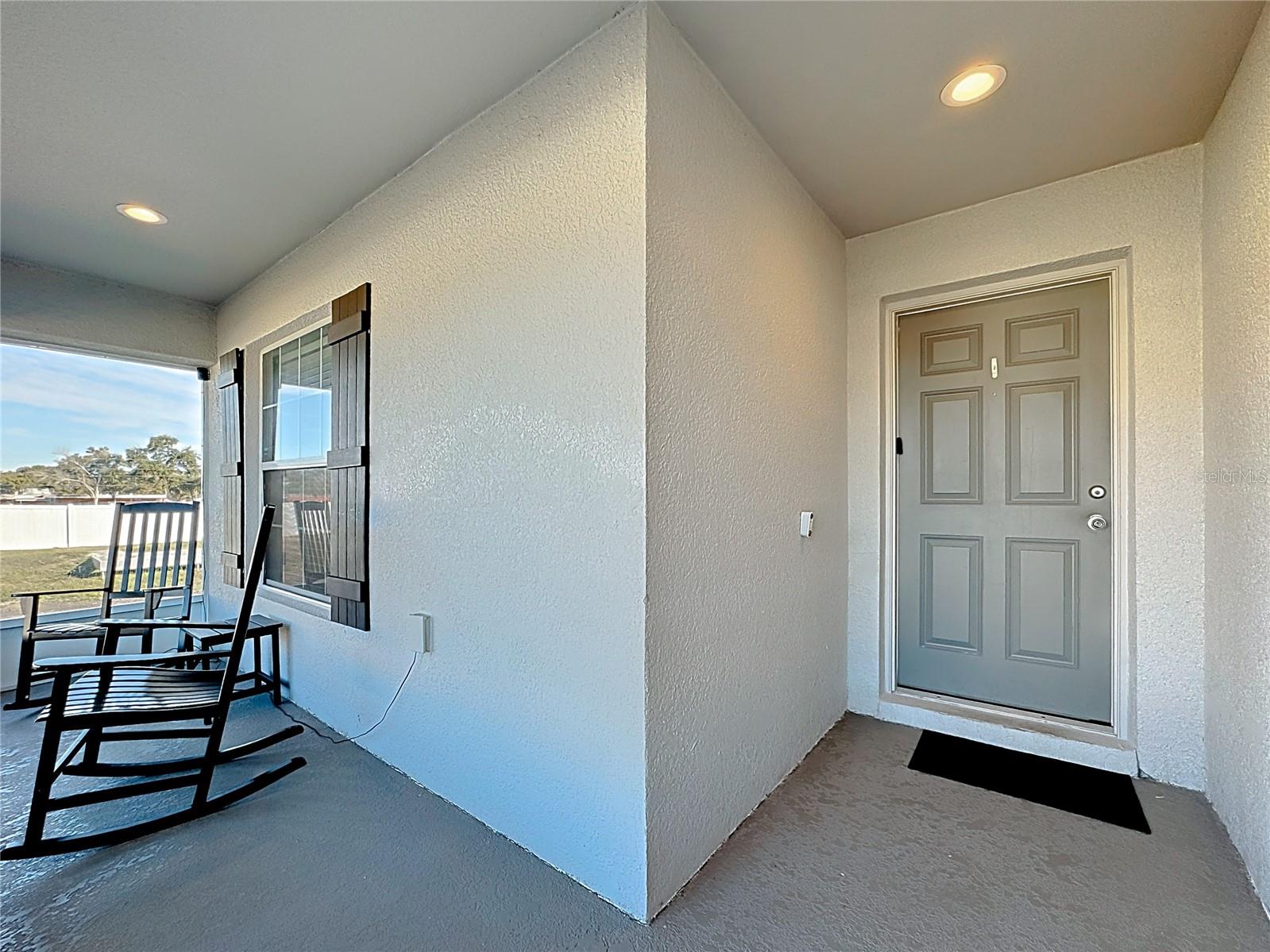 Image 4 of 63 For 389 St Georges Circle