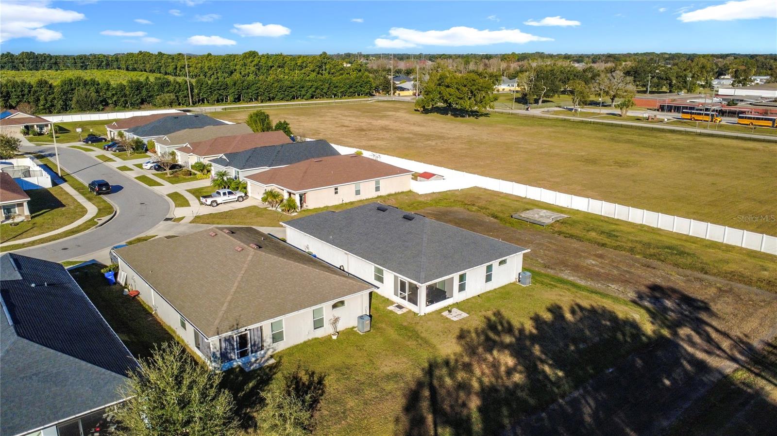 Image 43 of 63 For 389 St Georges Circle