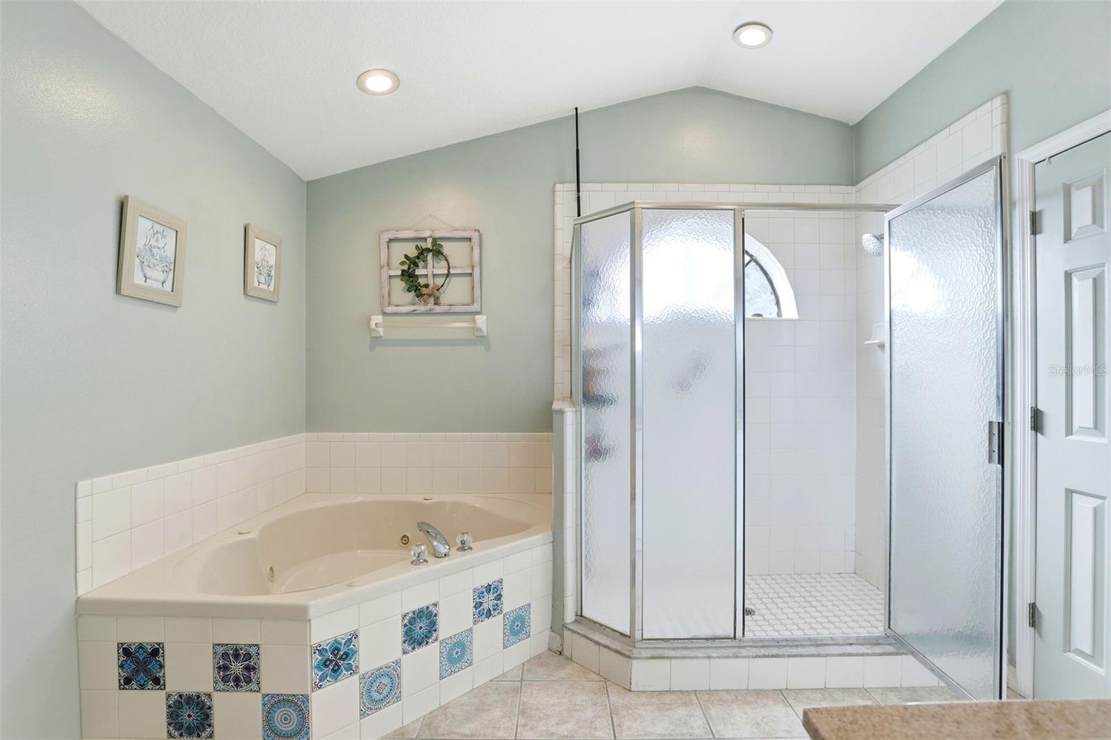 Image 29 of 36 For 2350 Sweetwater Boulevard