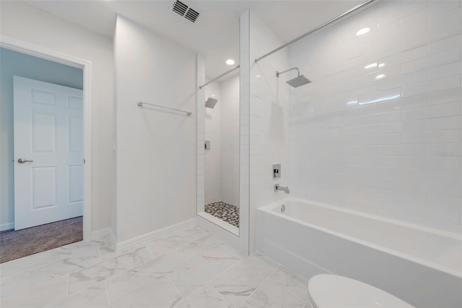 Image 28 of 44 For 2131 Penny Lane