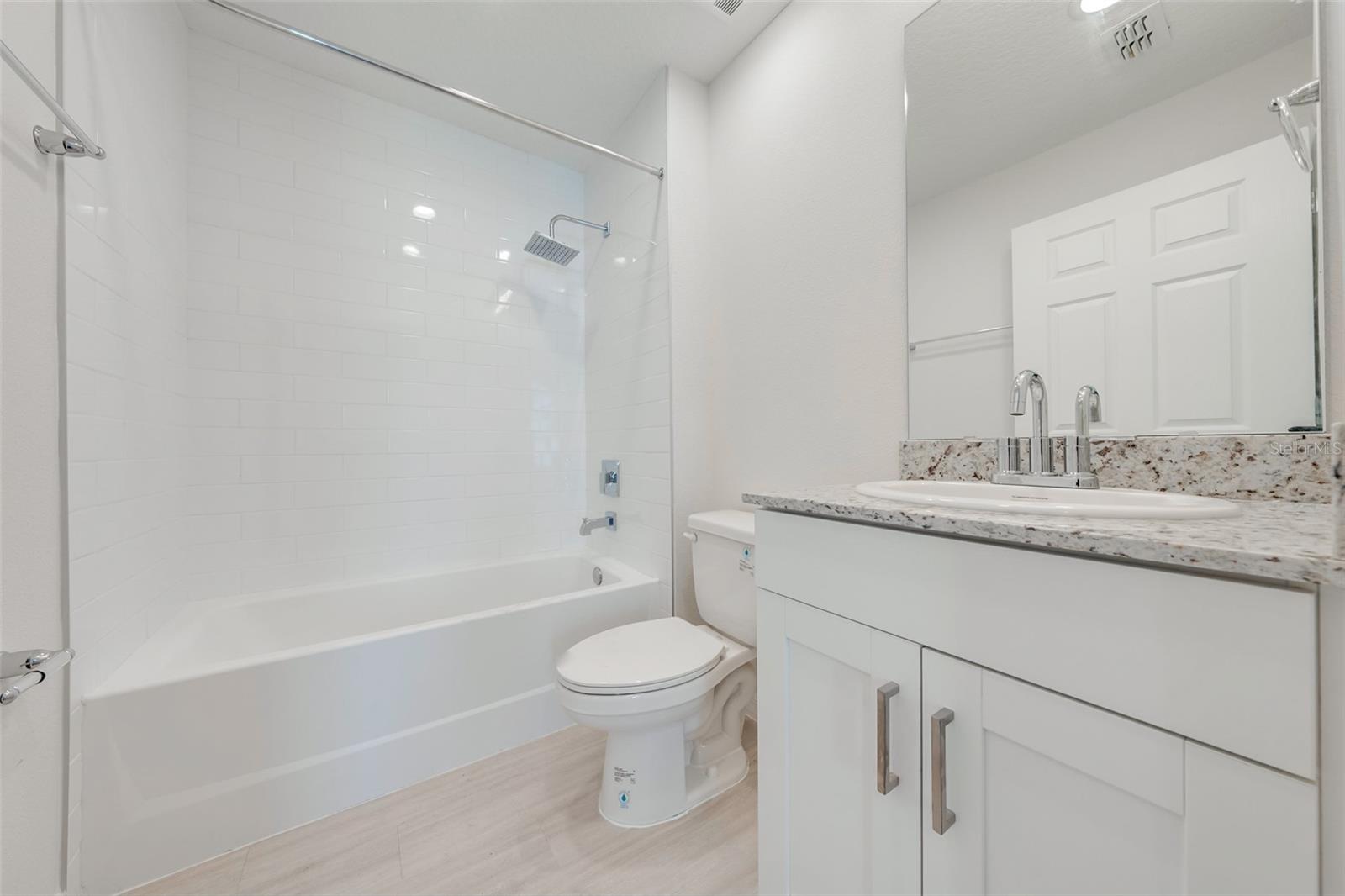 Image 37 of 44 For 2131 Penny Lane