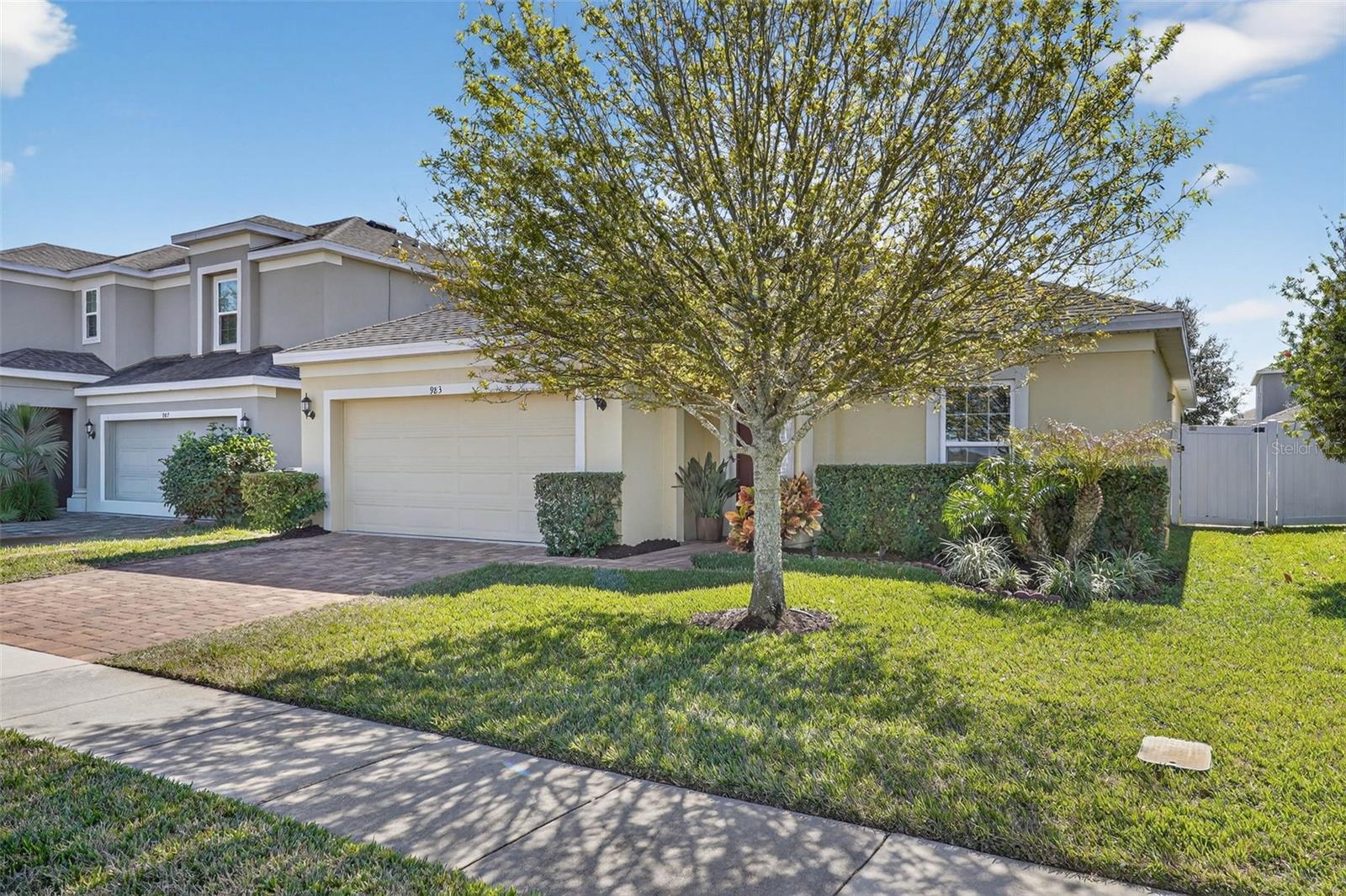 Image 2 of 55 For 983 Benjamin Trail