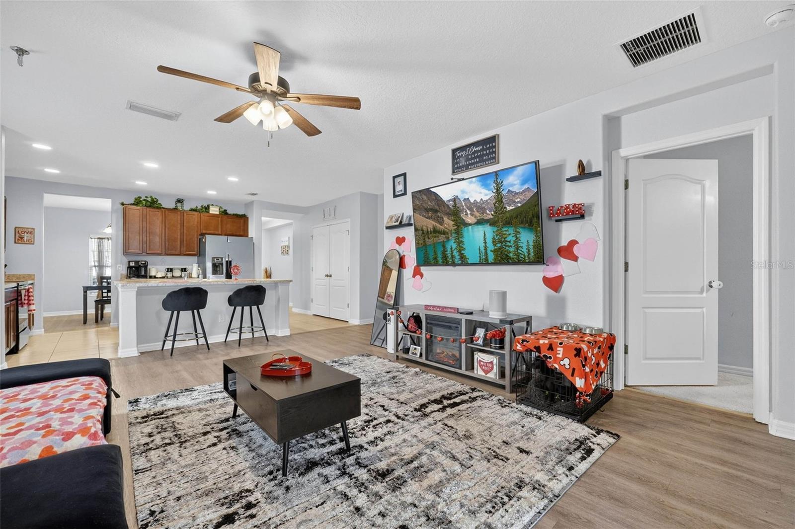 Image 24 of 55 For 983 Benjamin Trail