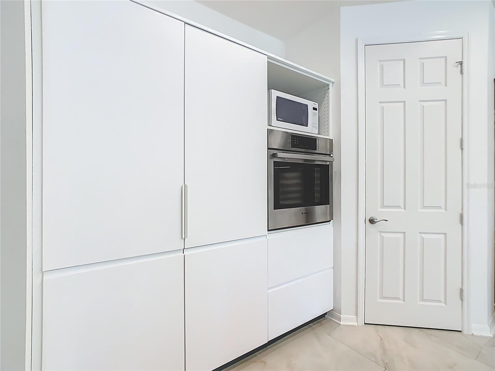 Image 10 of 86 For 790 Carmel Lane