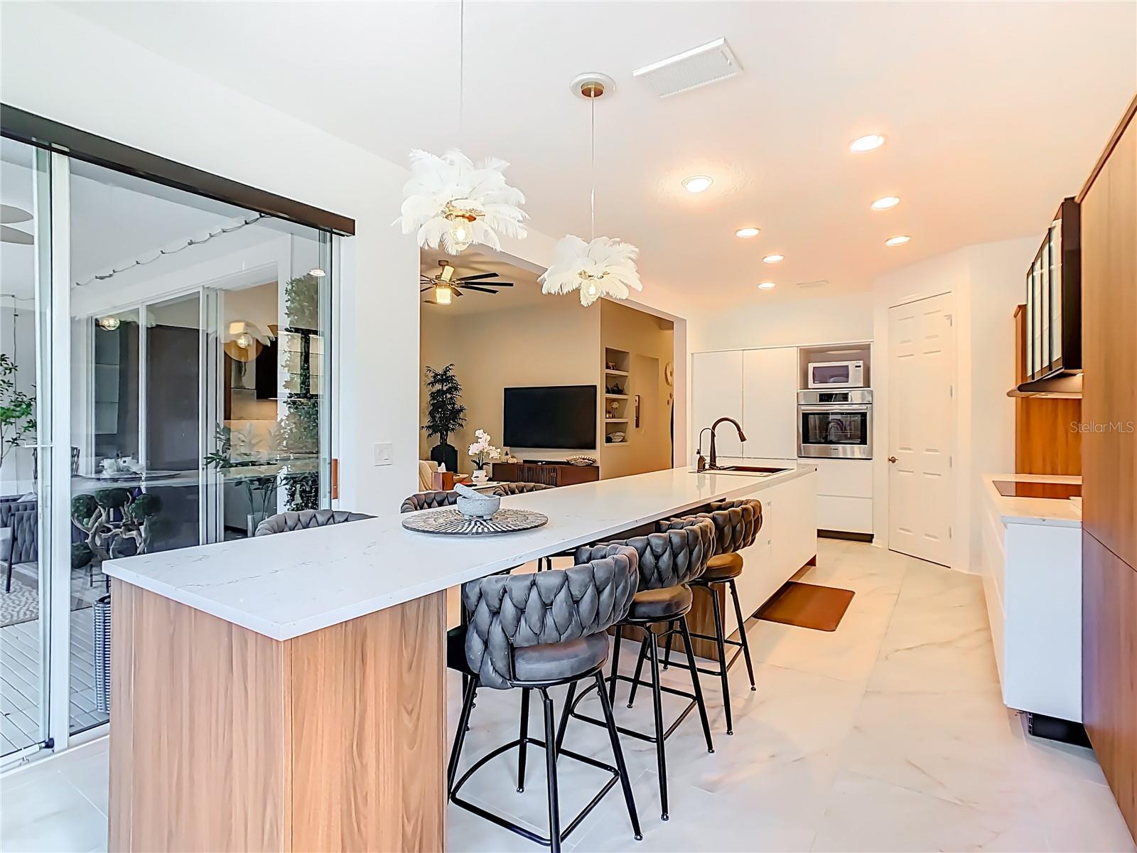 Image 16 of 86 For 790 Carmel Lane