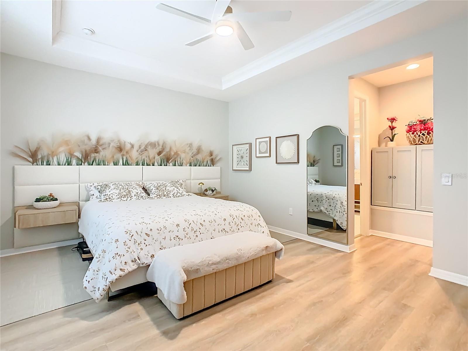 Image 20 of 86 For 790 Carmel Lane